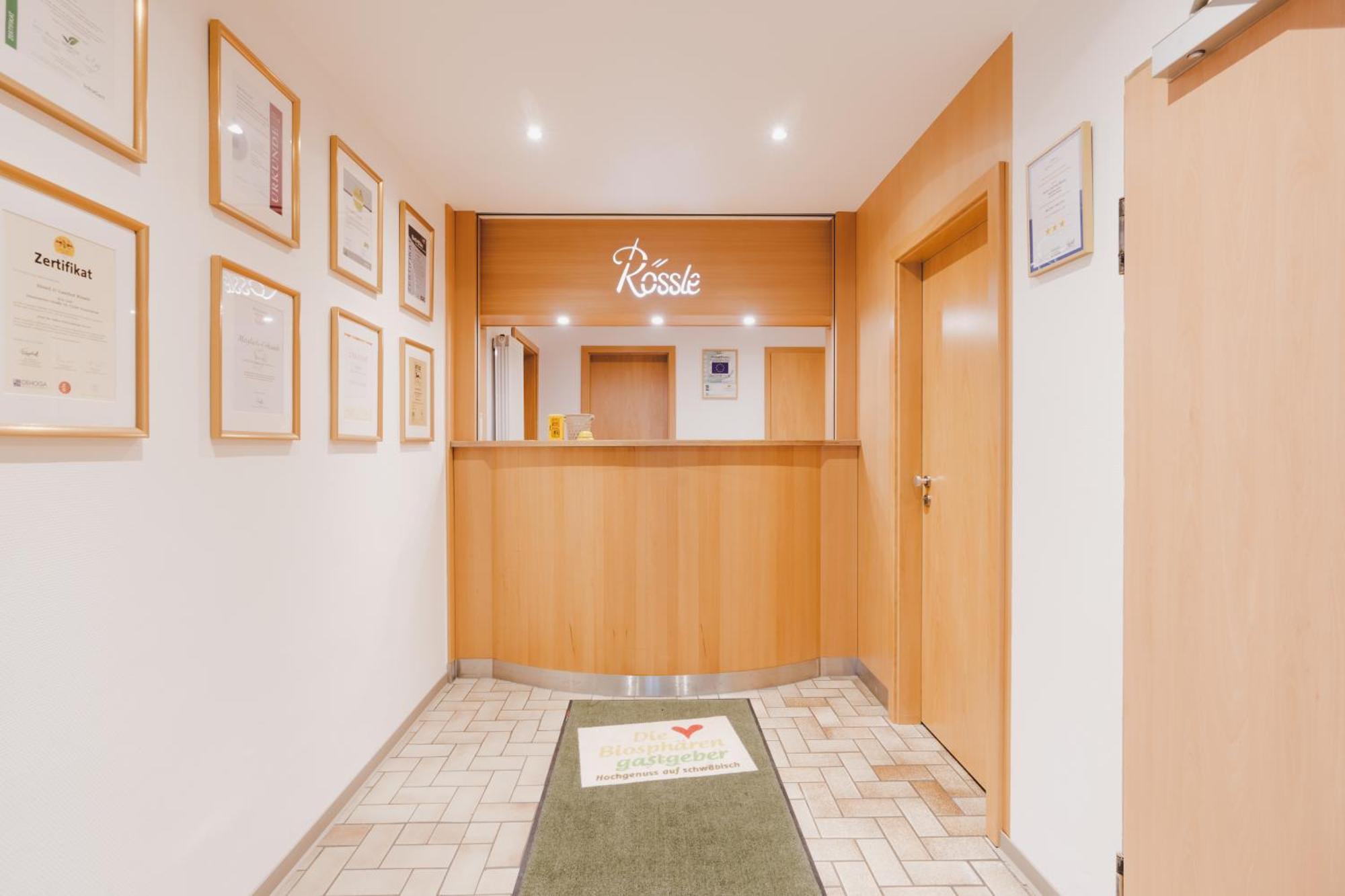 Hotel Gasthof Roessle Westerheim Екстериор снимка